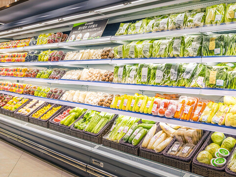 Biodegradable Food Packaging Used in Fresh Fruit & Vegetable Store